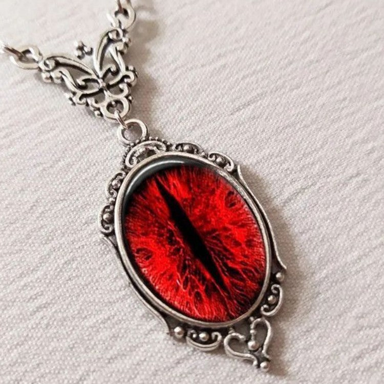 Gothic Blood Cat's Eye Charm Necklace with Vampire Relief Vintage Choke